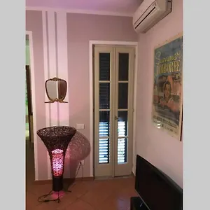 Appartamento Aperitivo In Terrazza Vicinissimo Al Centro., Parma